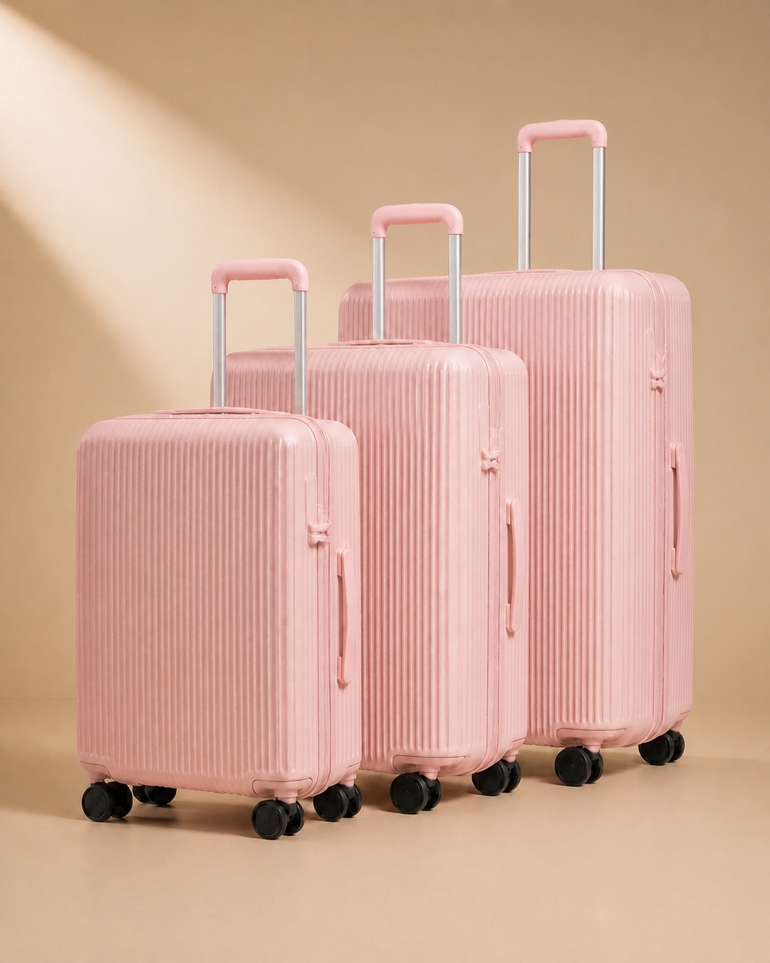 Barmouth 3 Piece Hard Shell Suitcase Set in Pink, 21/24/28 Inch
