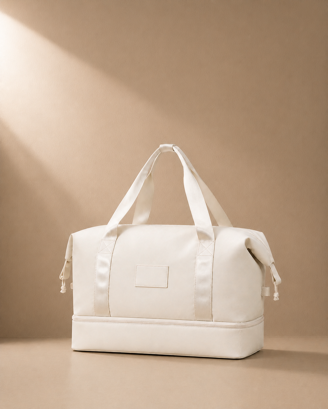 White Coniston large capacity expandable travel bag with shoe compartment
