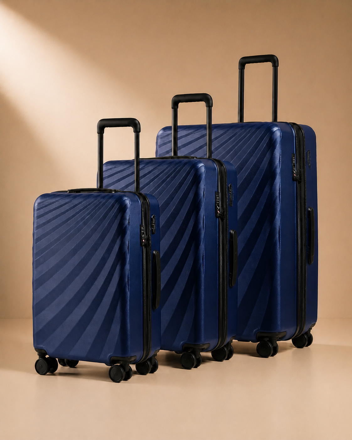 Moelfre 3 Piece Suitcase Set in Navy Blue