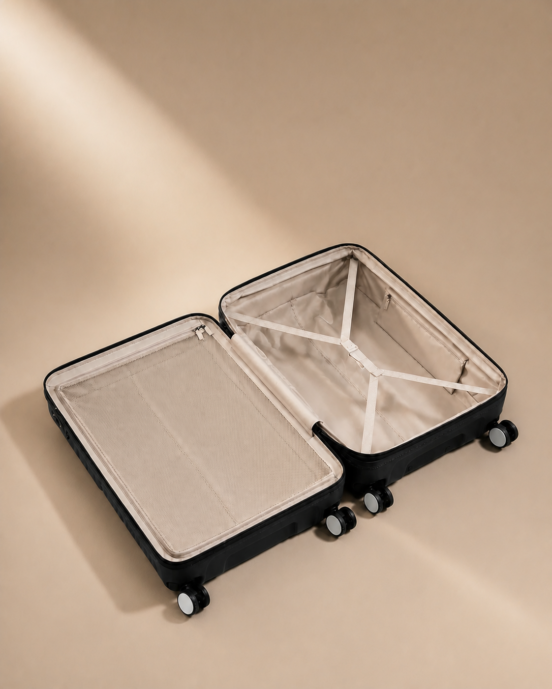Beadnell Lightweight Cabin Suitcase - 20/24/28 Inch - Open Interior View
