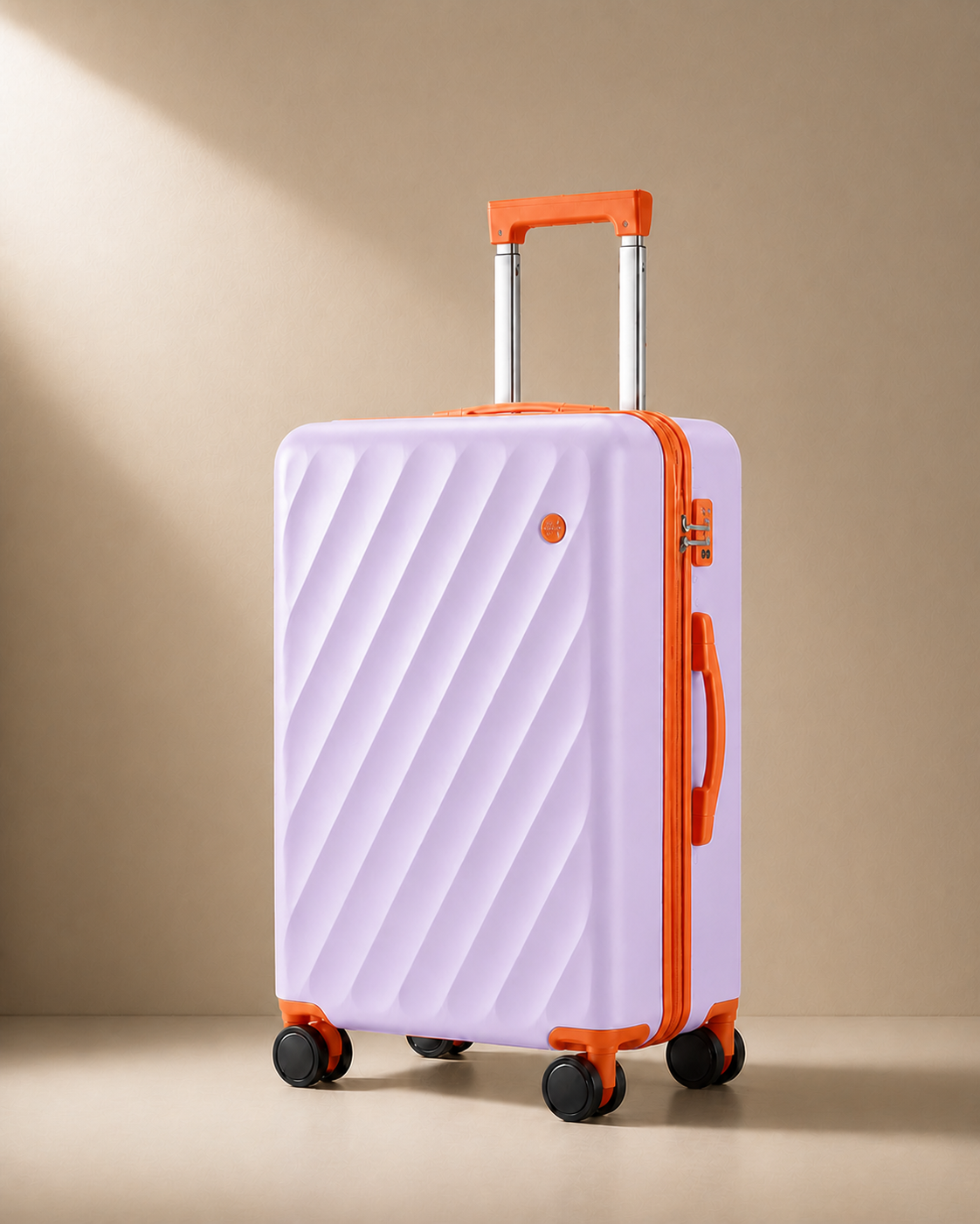 Sandsend Large Capacity Cabin Suitcase in Purple