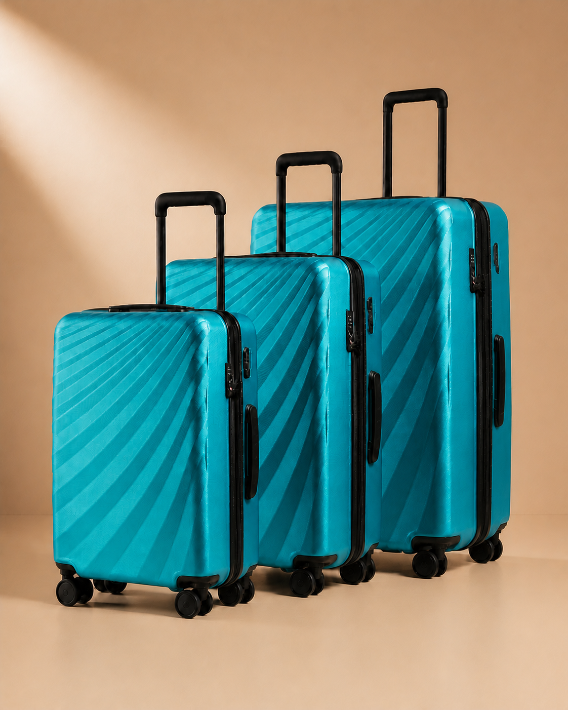 Moelfre 3 Piece Suitcase Set in Blue