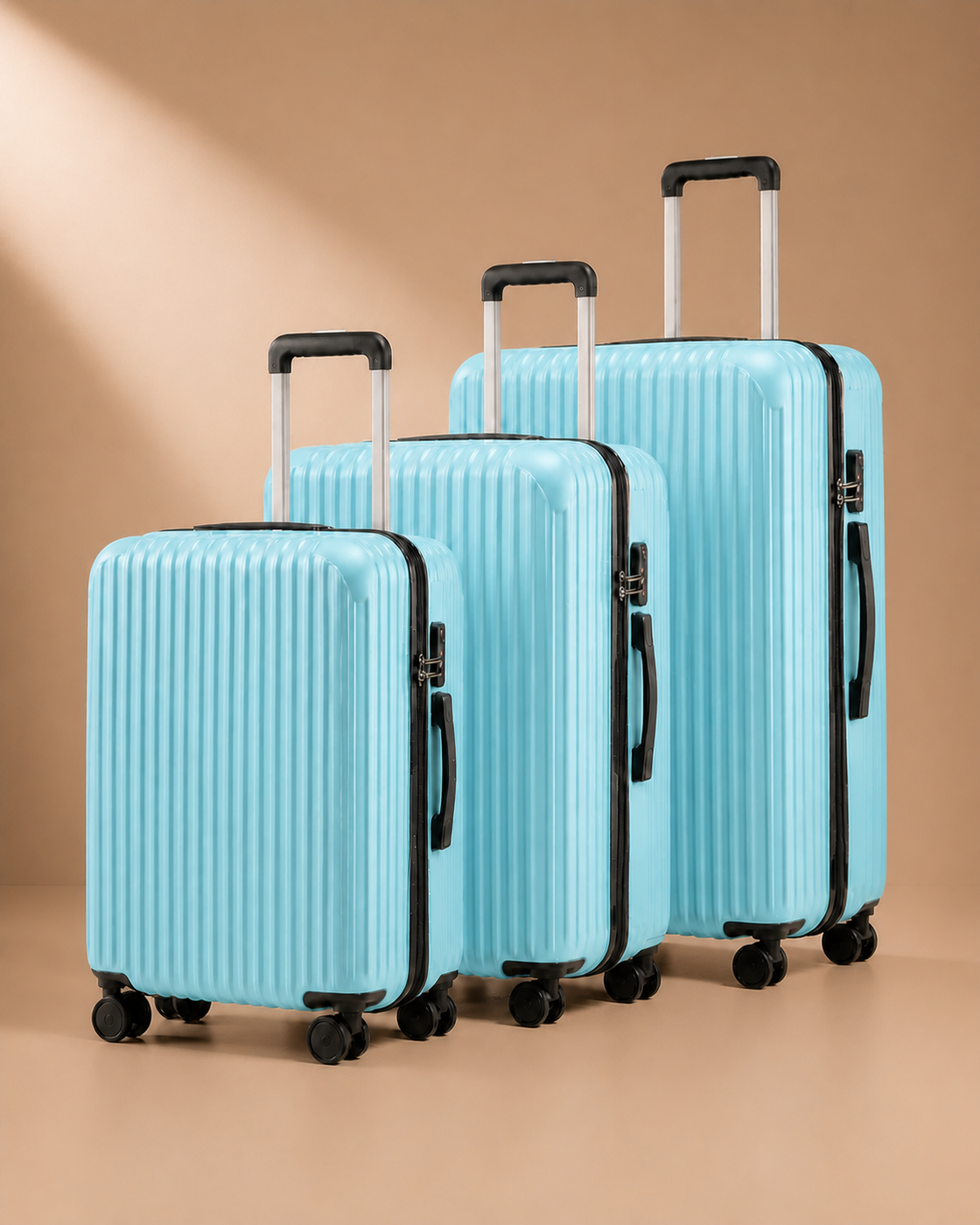 Cullen hard shell 28 inch suitcase set in blue