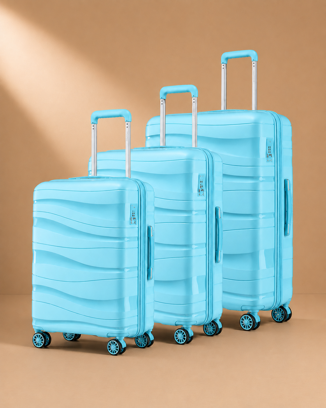Crovie Large Capacity 3 Piece Hard Shell Suitcase Set - 20/24/28 Inch in Light Blue
