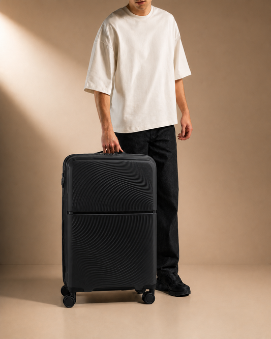 Itchenor Lightweight Hard Shell Suitcase - 20/24/28 Inch