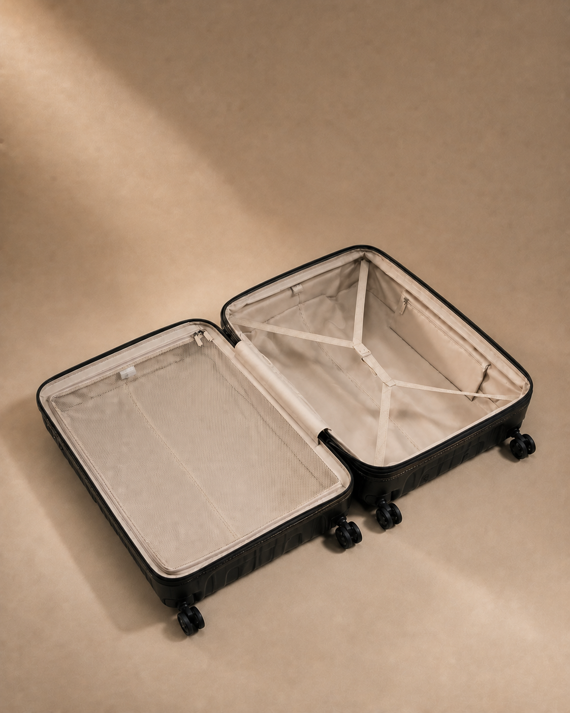 Kimmeridge Kids Cabin Suitcase - 20 Inch — view 2