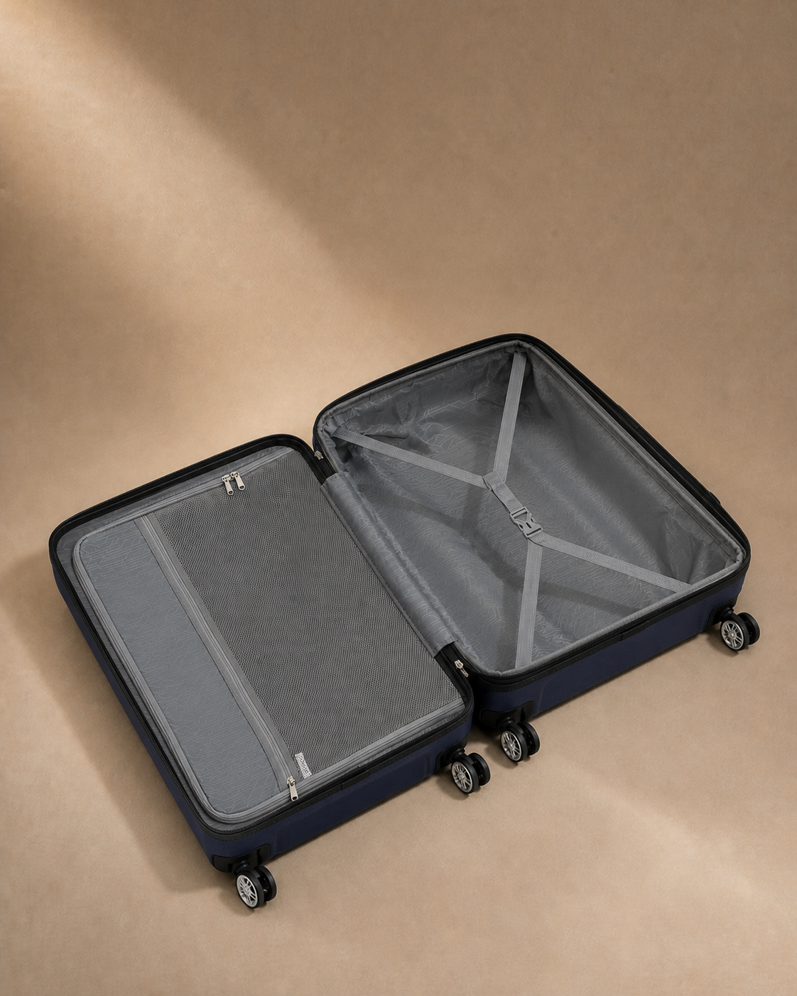 Sidmouth Hard Shell Cabin Suitcase - 19 Inch — view 2