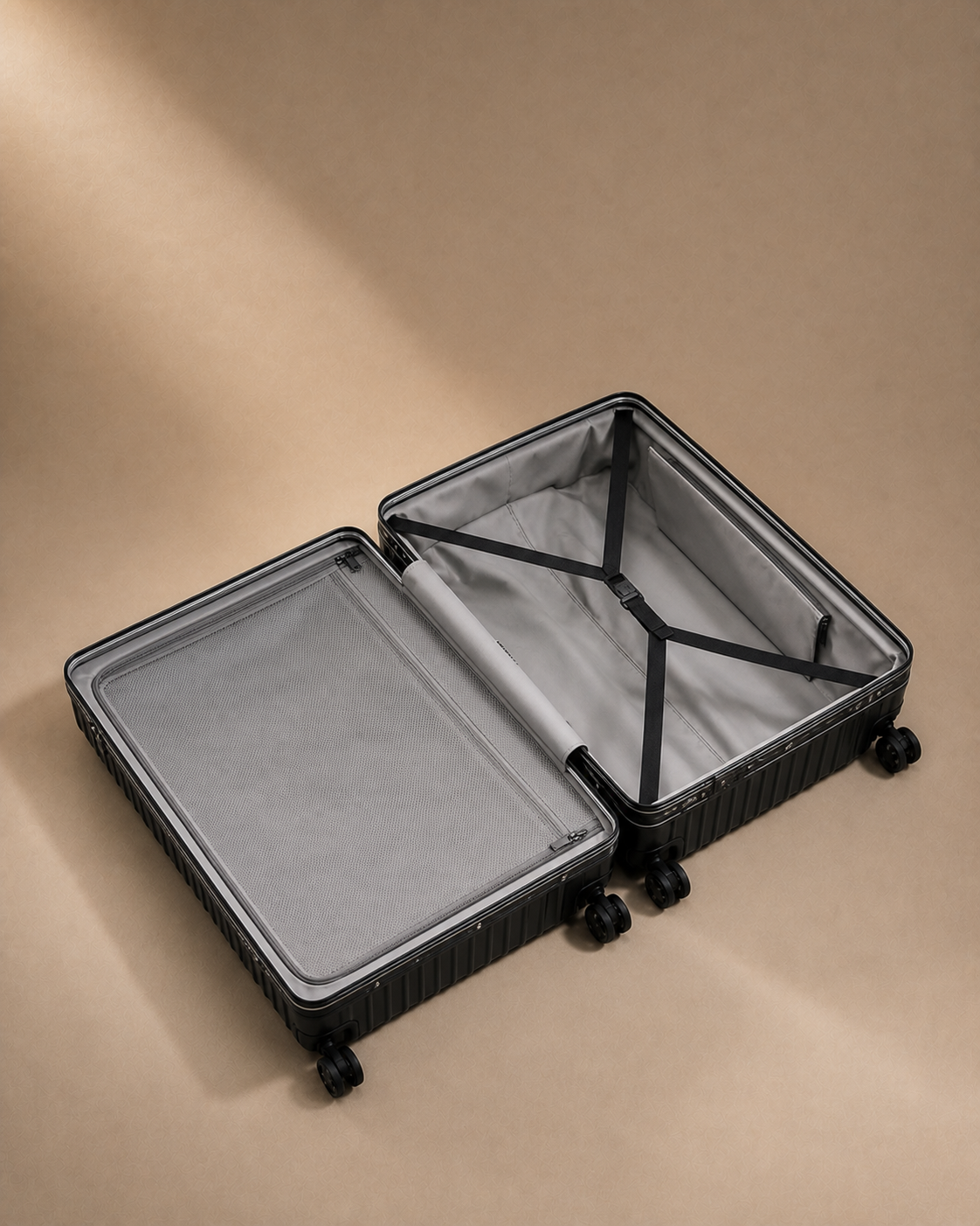 Ambleside Large Capacity Cabin Suitcase with Cup Holder - 20-28 Inch — view 2