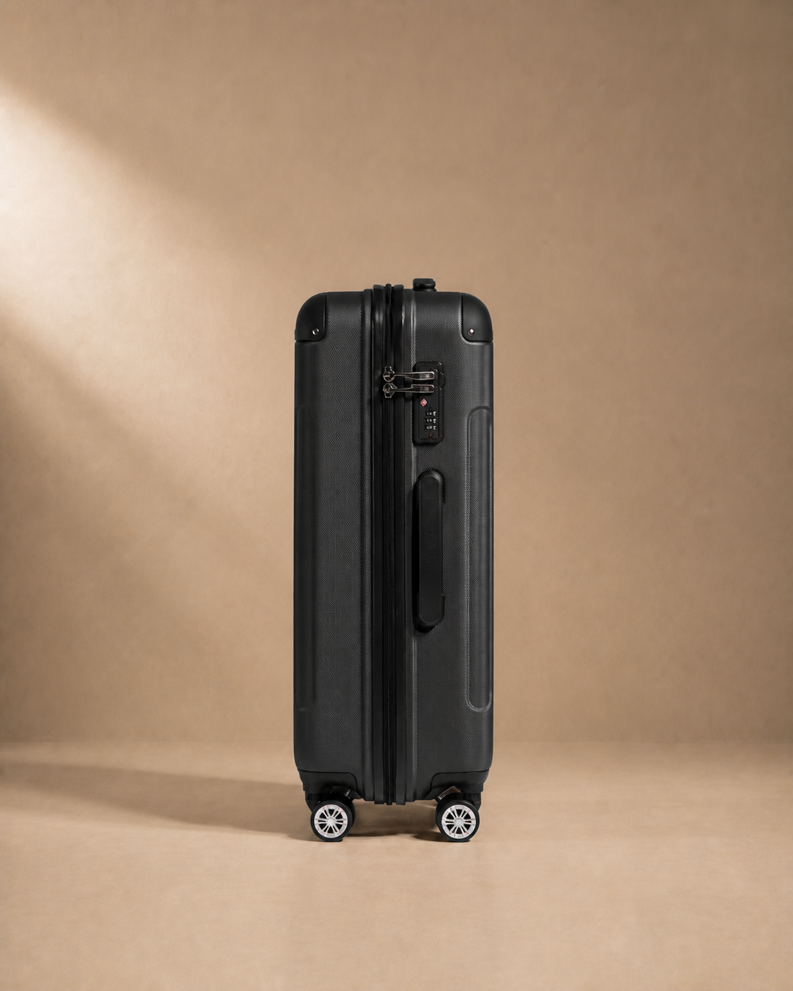 Porthleven 3 Piece Hard Shell Suitcase Set - 20/24/28 Inch — view 3