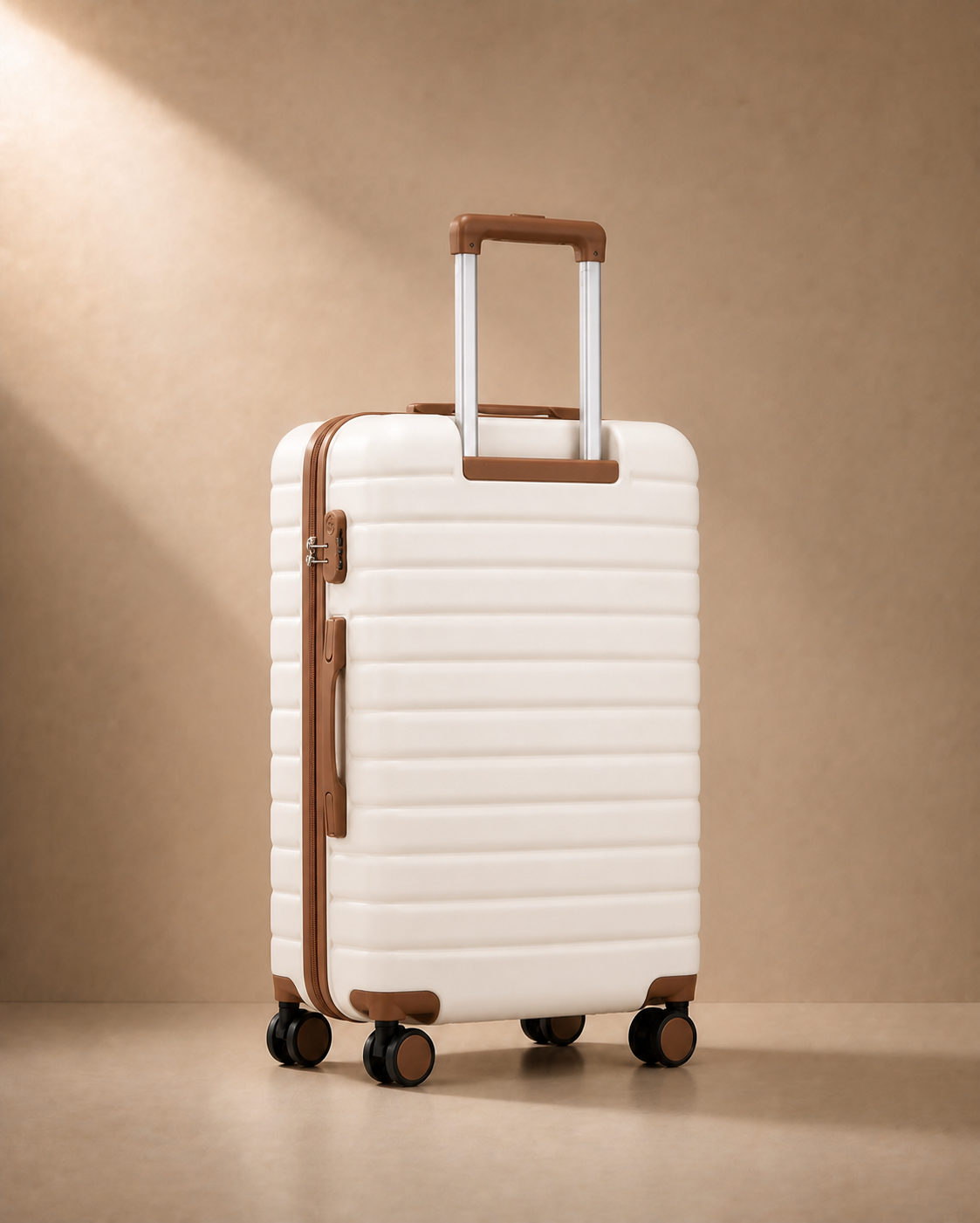 Corbridge Lightweight Hard Shell Cabin Suitcase - 20/24/28 Inch — view 4
