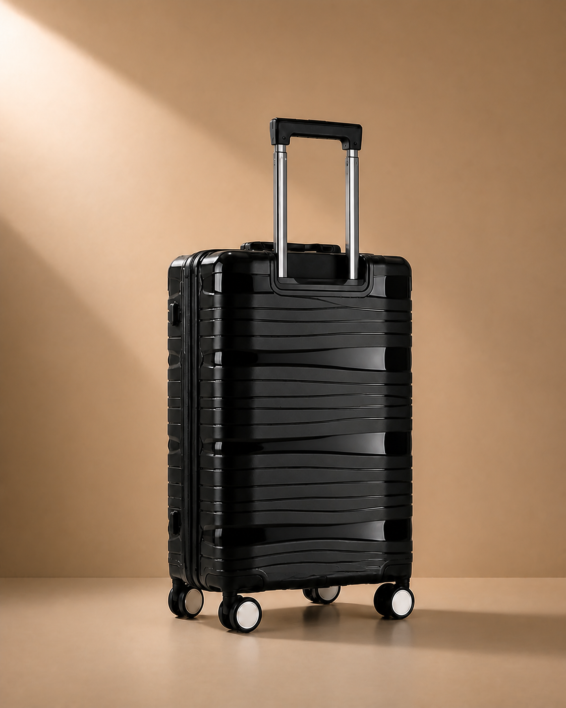 Mullion Cabin Suitcase - 20/24/28 Inch — view 3