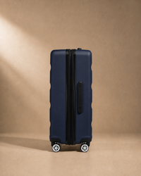 Sidmouth Hard Shell Cabin Suitcase - 19 Inch — view 3