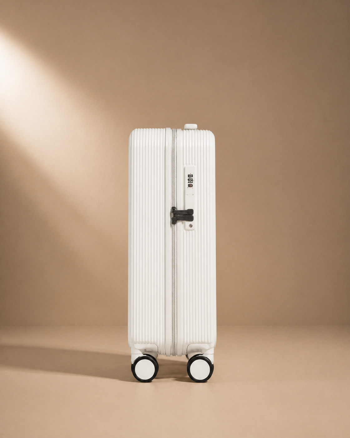 St Ives Cabin Suitcase - 18 Inch — view 4