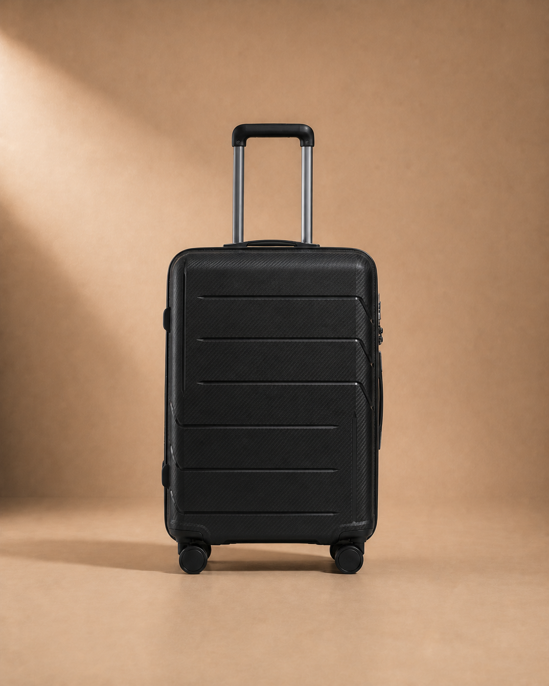 Tobermory 3 Piece Hard Shell Suitcase Set - 20/24/28 Inch — view 4