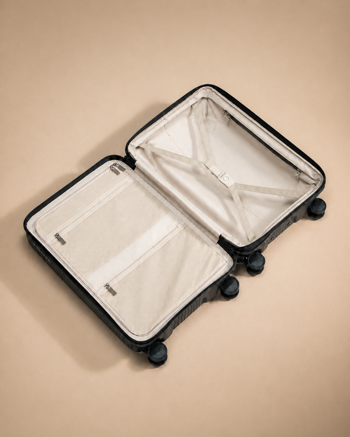 Barmouth 3 Piece Hard Shell Suitcase Set, 21/24/28 Inch - open interior compartments