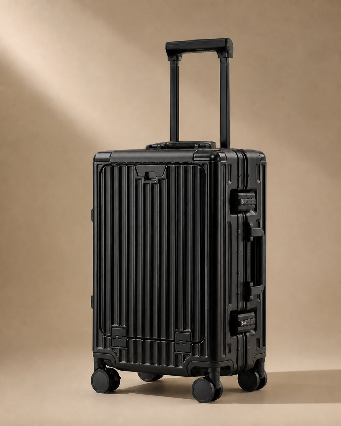 Cawsand Front-Opening Cabin Suitcase - 18/20/24/26 Inch in Black