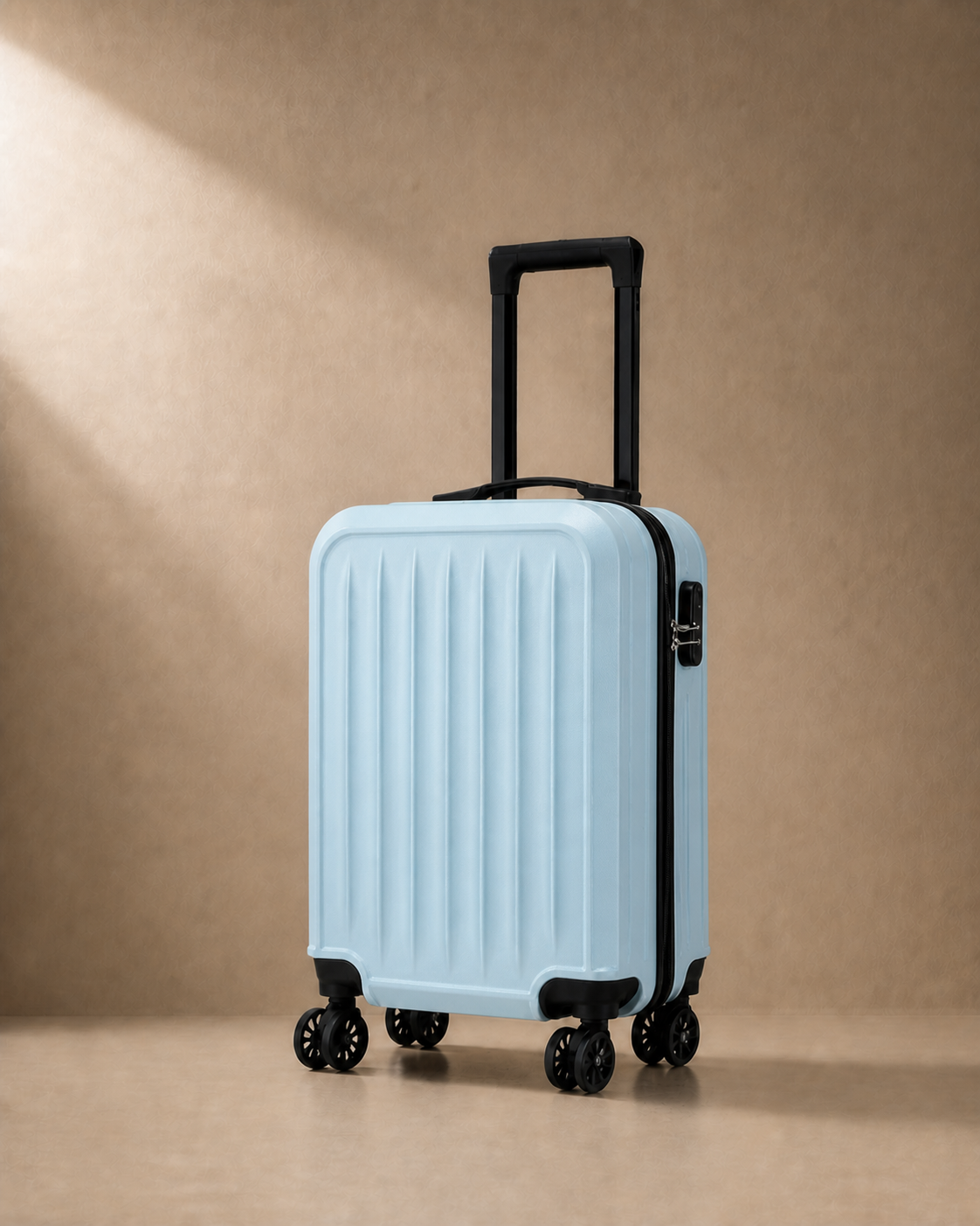 Kimmeridge Kids Cabin Suitcase - 20 Inch in Blue