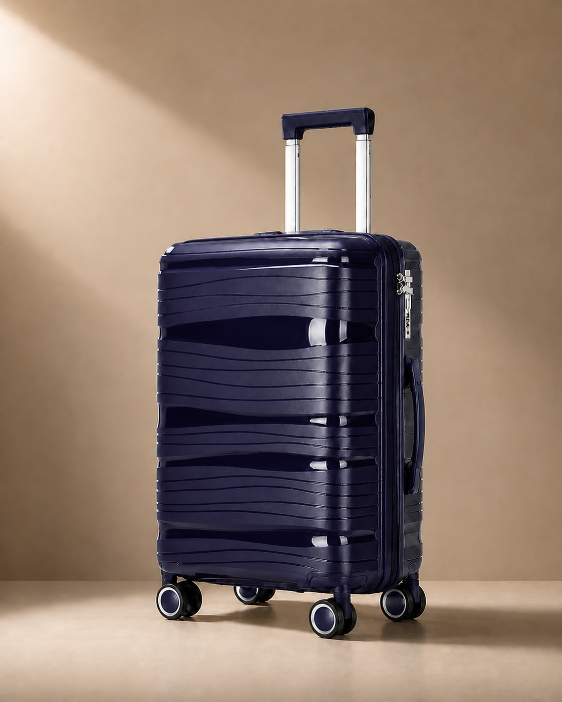 Mullion Cabin Suitcase - 20/24/28 Inch in Blue