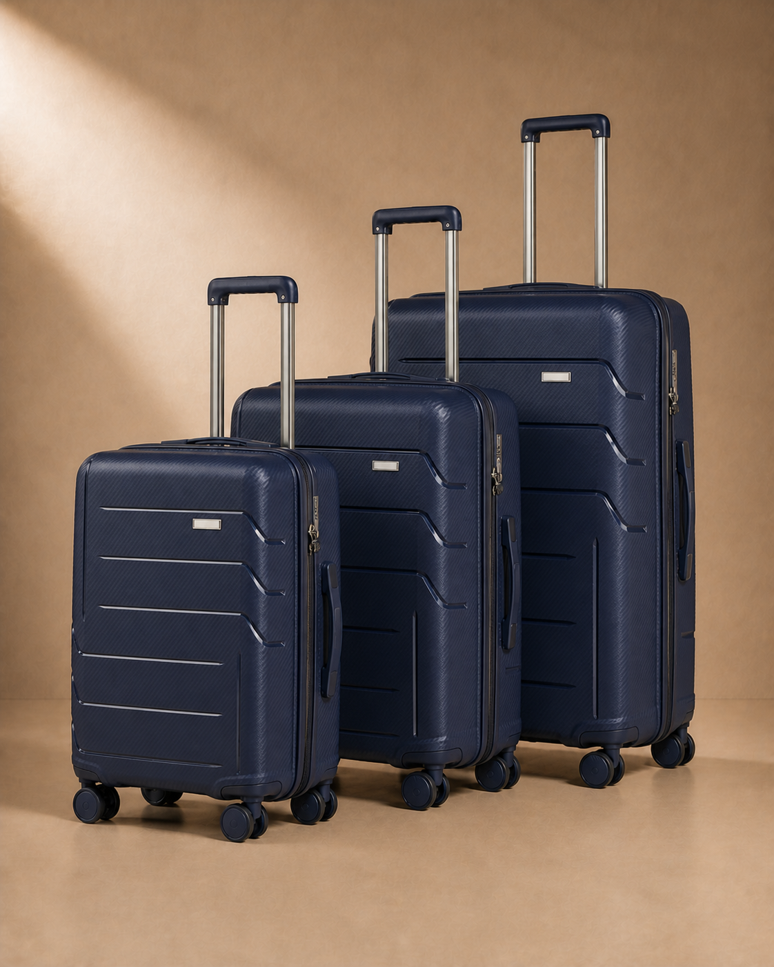 Plockton Cabin Suitcase - 20/24/28 Inch in Blue