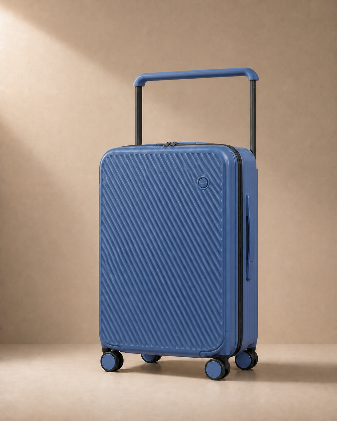 Camber Hard Shell Cabin Suitcase - 20/24 Inch in Blue