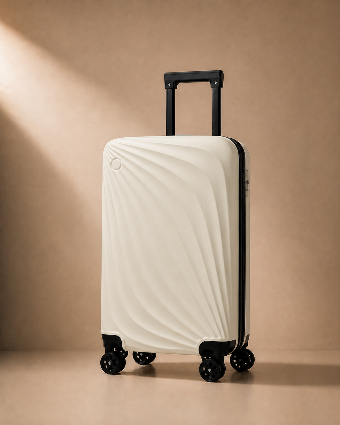 Mousehole 20 Inch Hard Shell Travel Makeup Case in Cream
