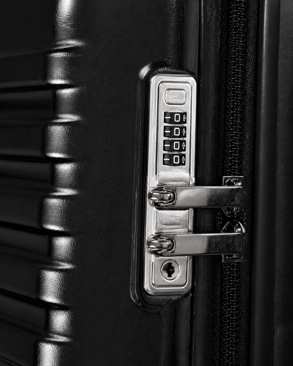 Winchelsea Lightweight Hard Shell Cabin Suitcase - 20/24/28 Inch with Combination Lock