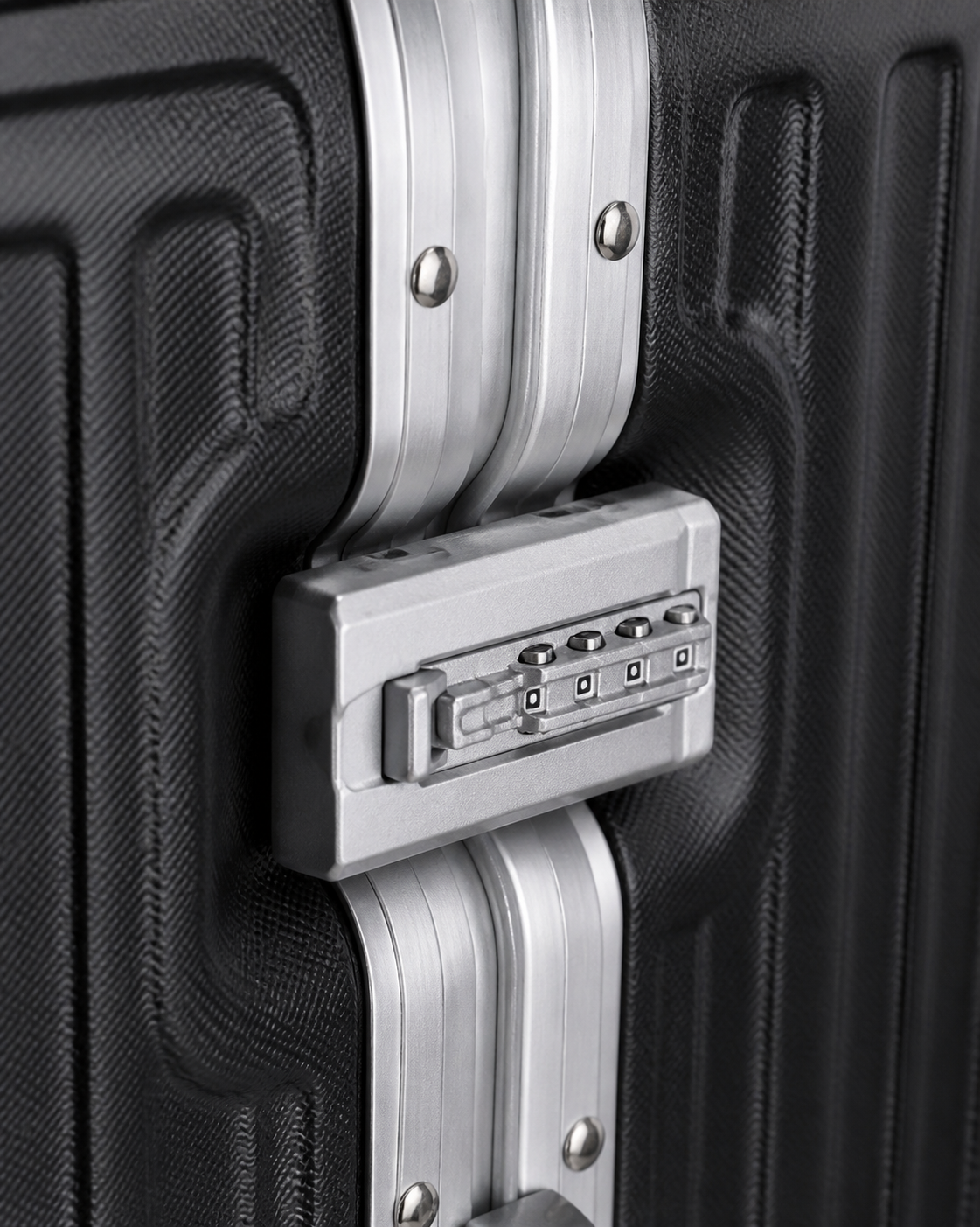Embleton Lightweight Aluminium Frame Cabin Suitcase - 20 Inch