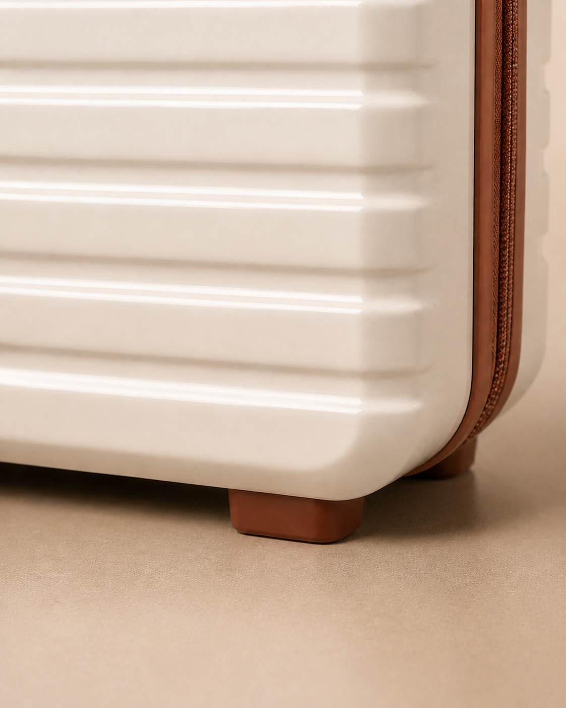 Coverack Lightweight Travel Makeup Case