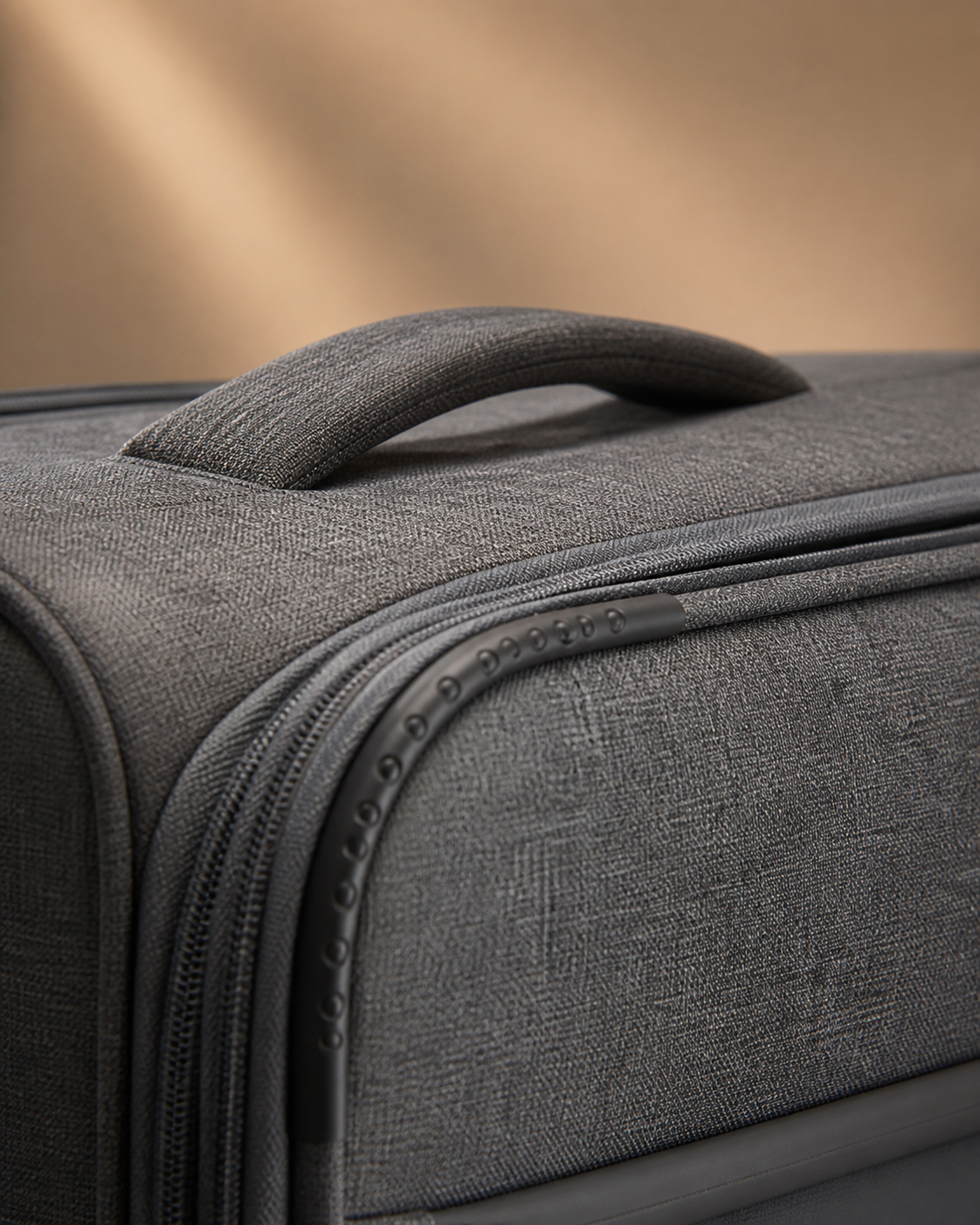 Pittenweem Expandable Suitcase