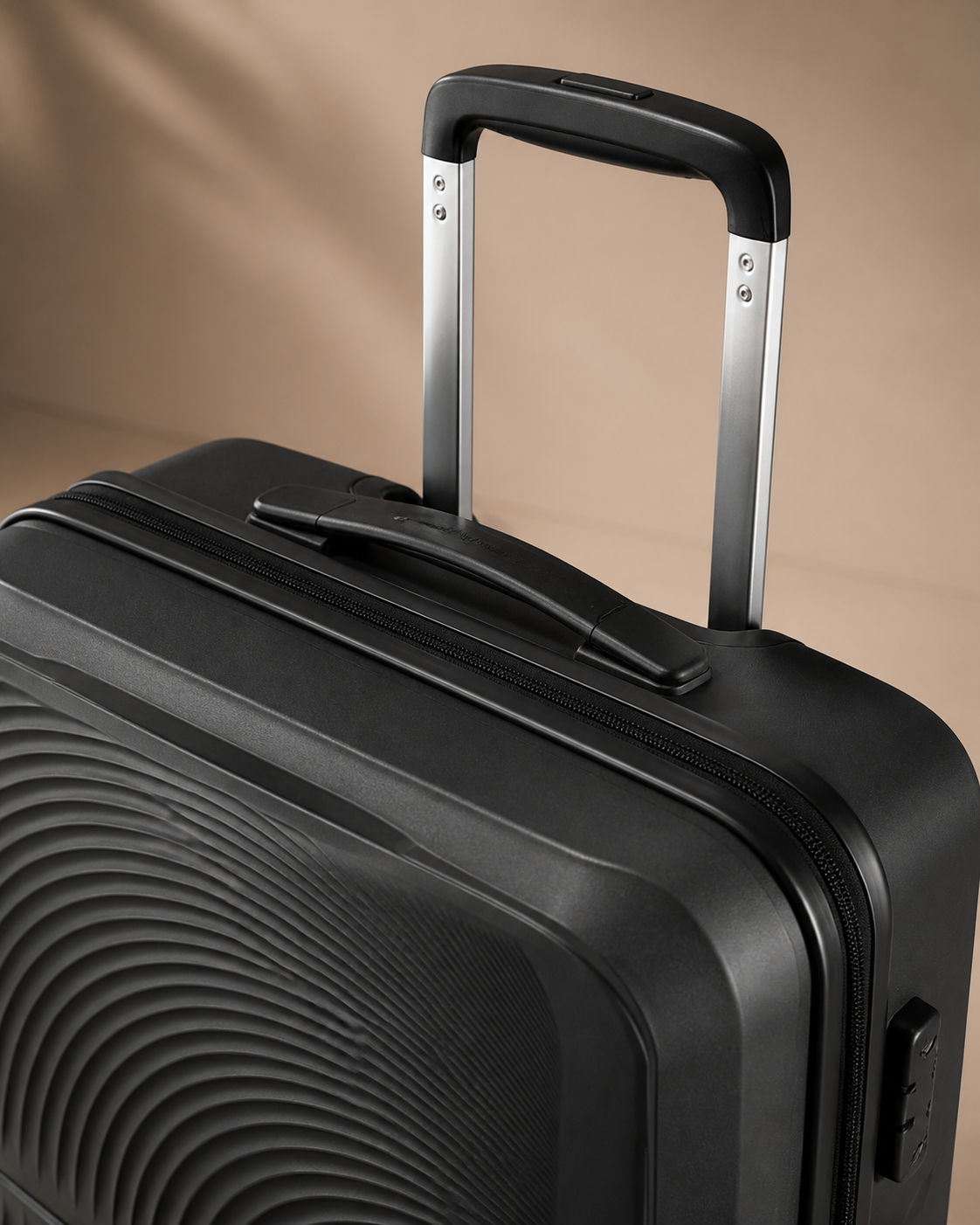 Itchenor Lightweight Hard Shell Suitcase - 20/24/28 Inch