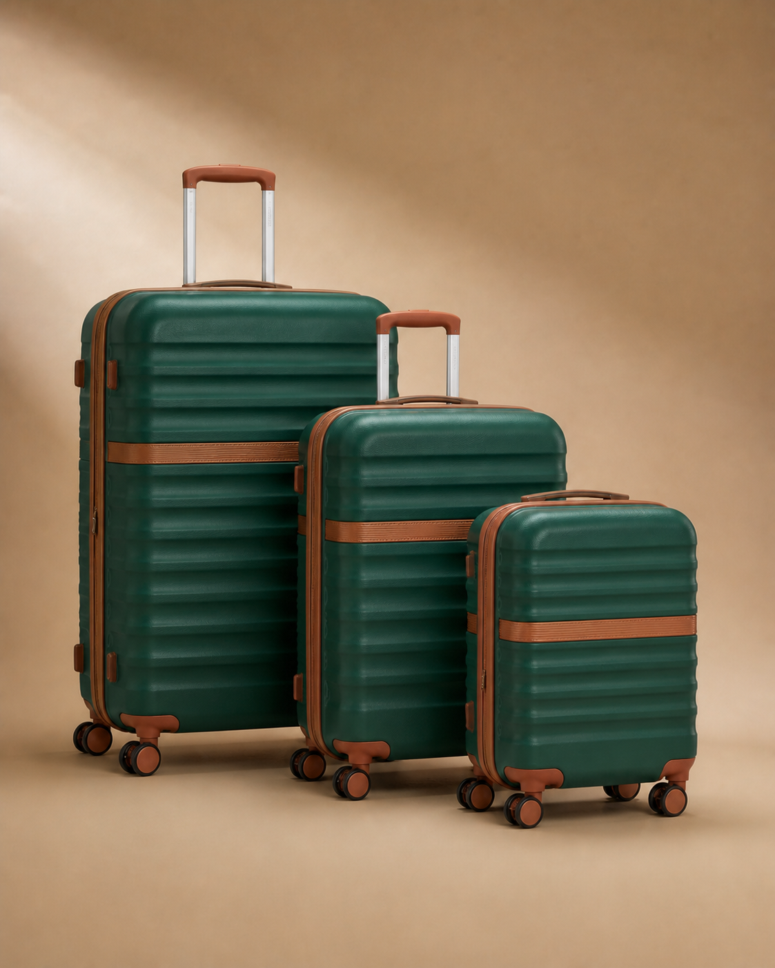 Laugharne 3 Piece Hard Shell Suitcase Set - 20/24/28 Inch in Green