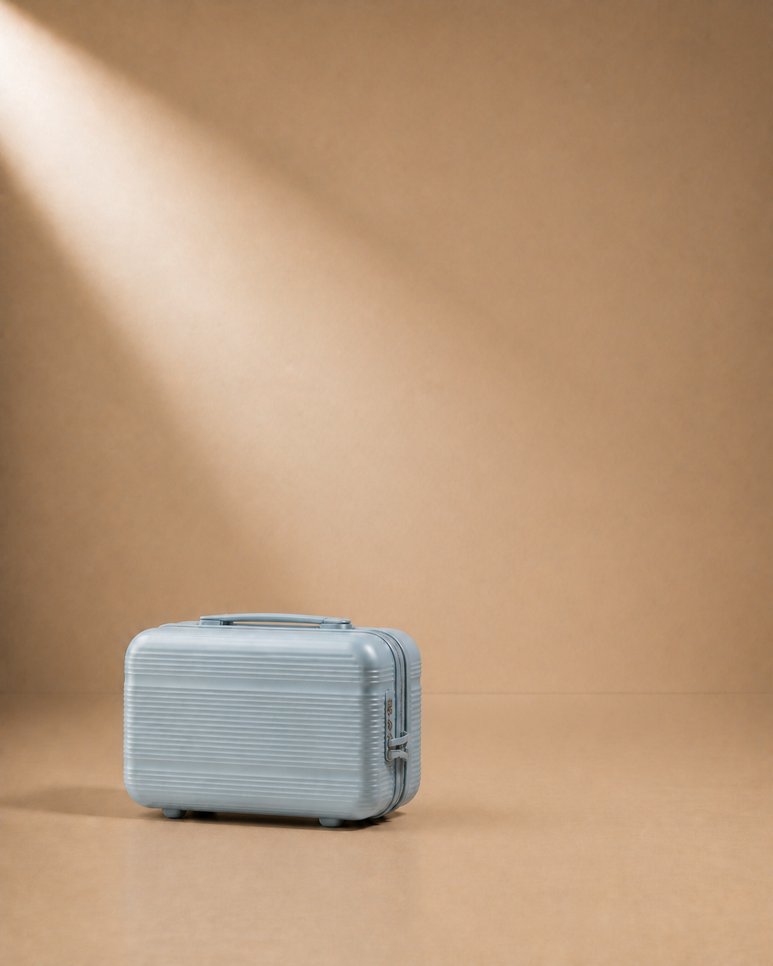Trebah Travel Makeup Case with Vanity Case - 13/20 Inch in Ice Blue