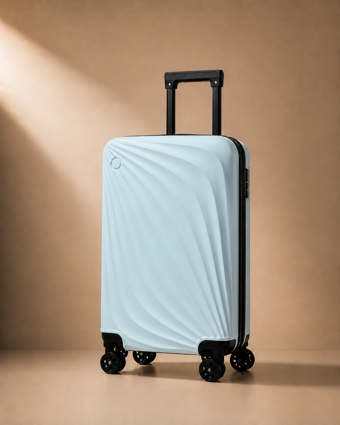 Mousehole 20 Inch Hard Shell Travel Makeup Case in Light Blue