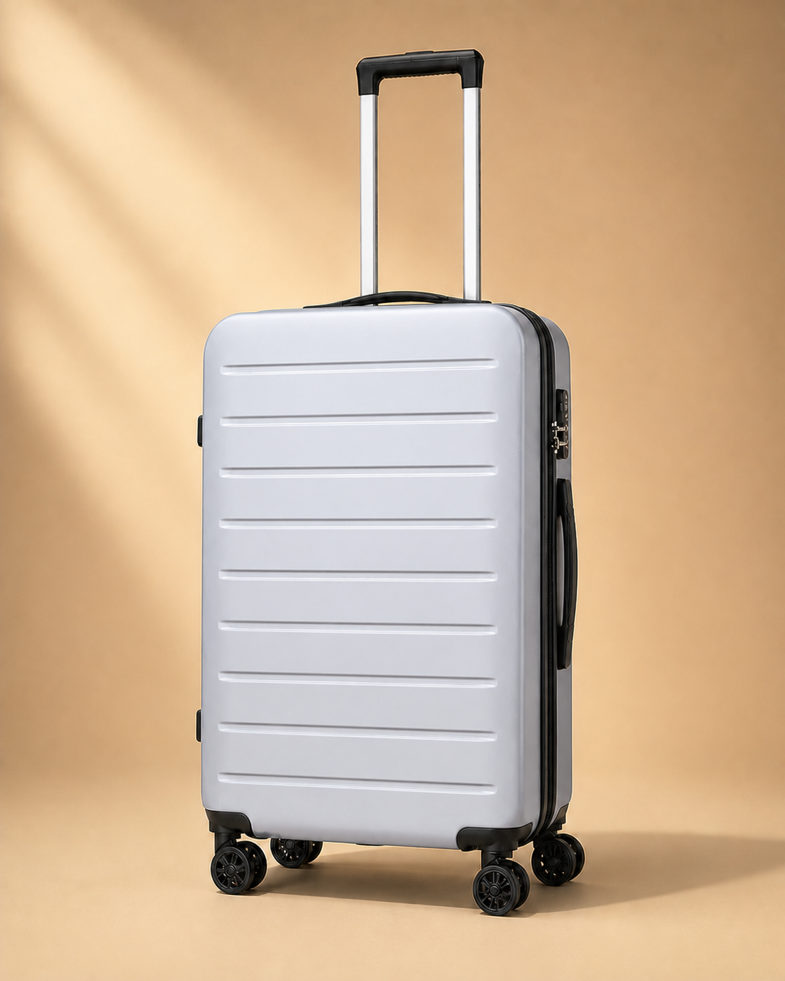 Charlestown Expandable Cabin Suitcase, Ribbed in Silver