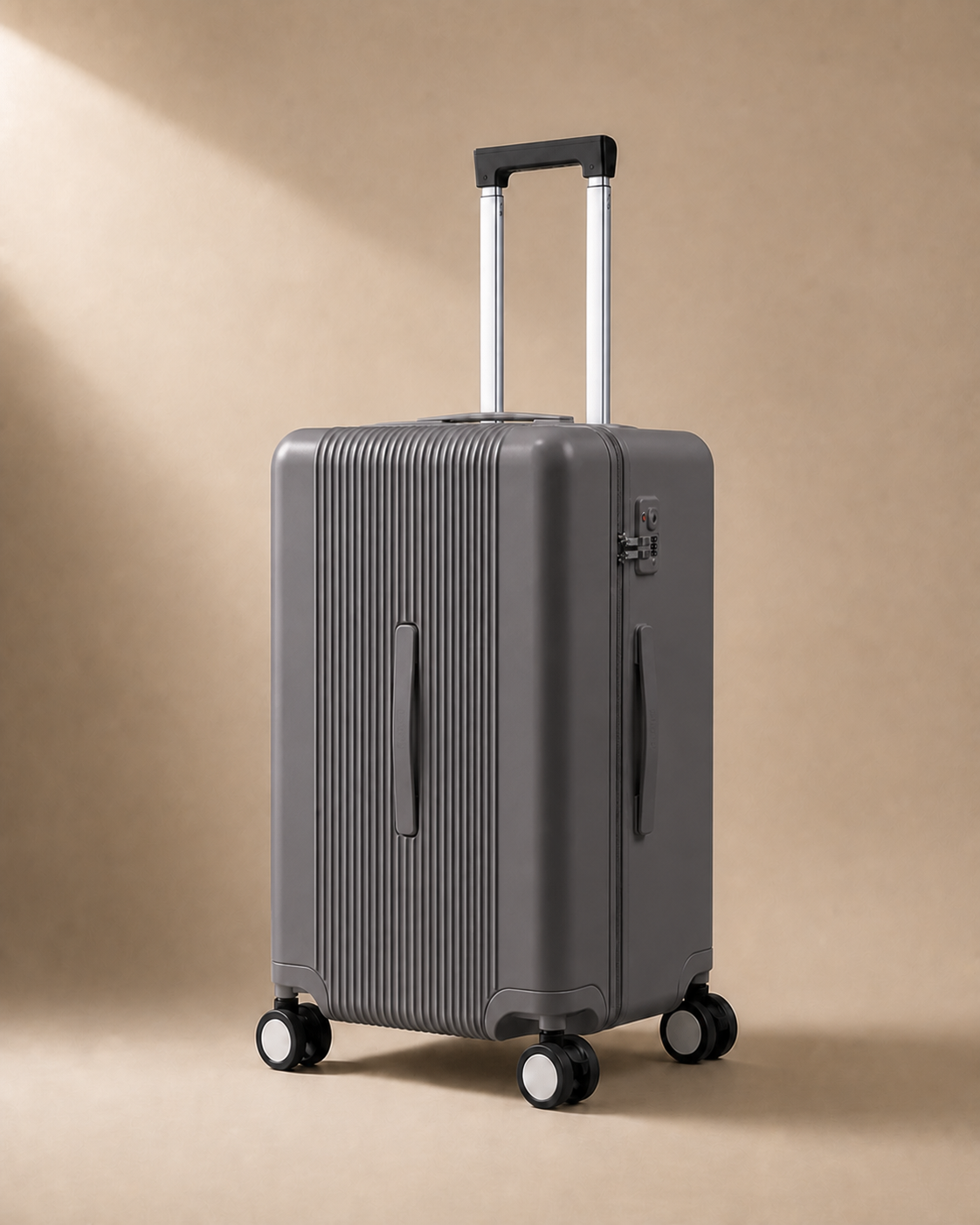 Salcombe Hard Shell Cabin Suitcase - 20/24/26/28 Inch in Gray