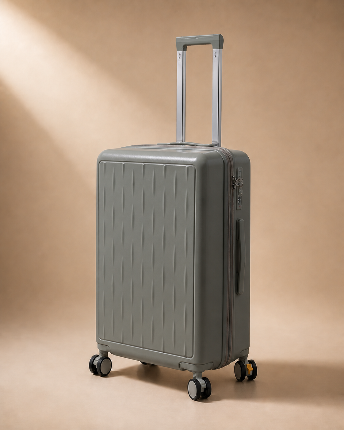 Buttermere Large Capacity Expandable Cabin Suitcase - 20-28 Inch in Dark Green