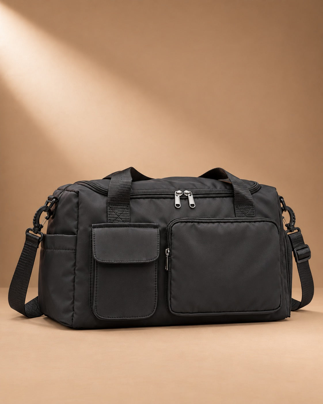 Eyam Multi Pocket Weekend Holdall - Black
