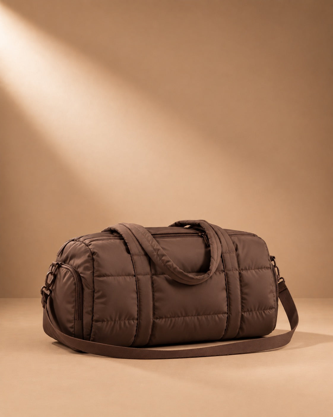 Thirsk Women's Quilted Gym Bag - Coffee