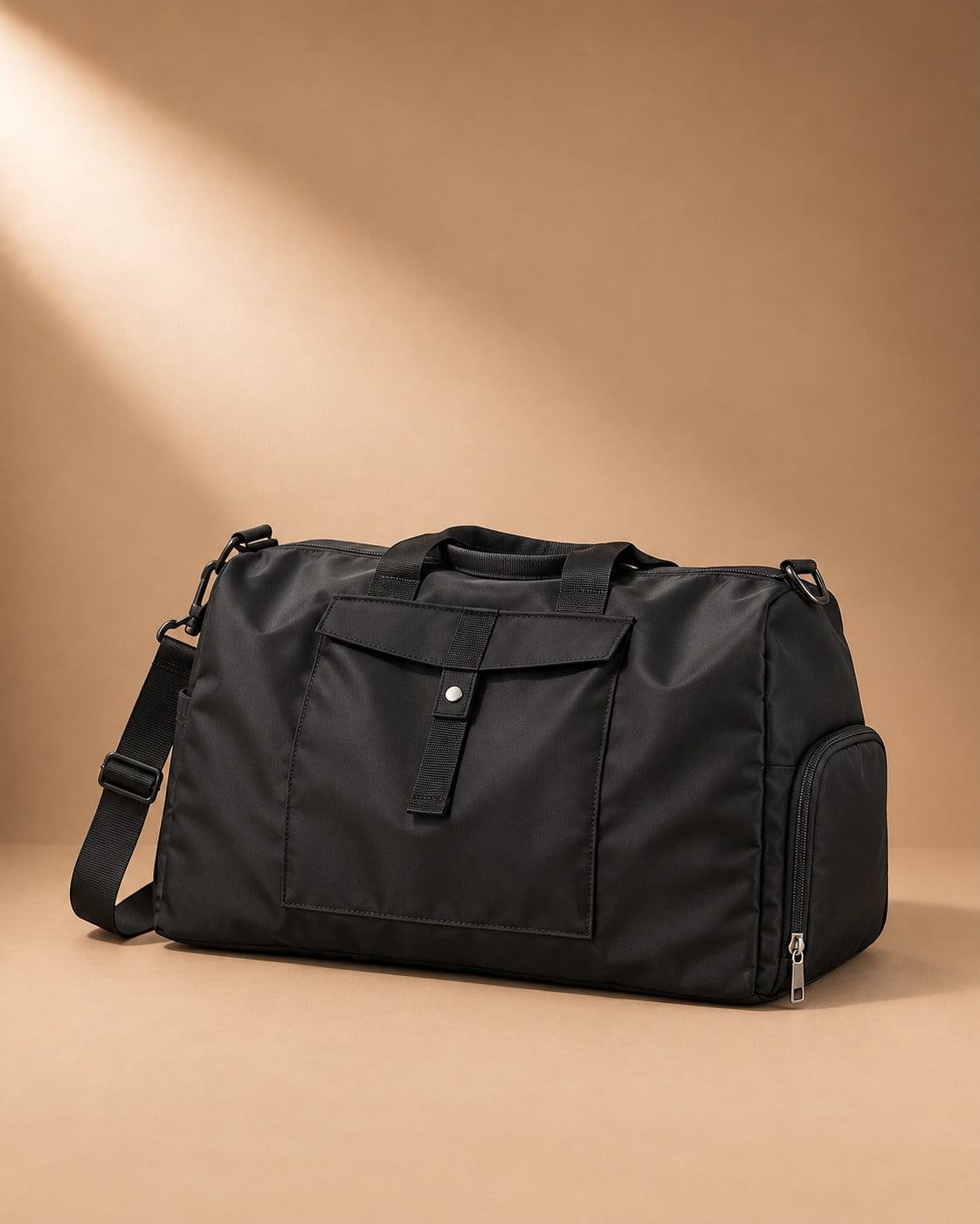 Settle Women's Clasp Weekend Bag - Black