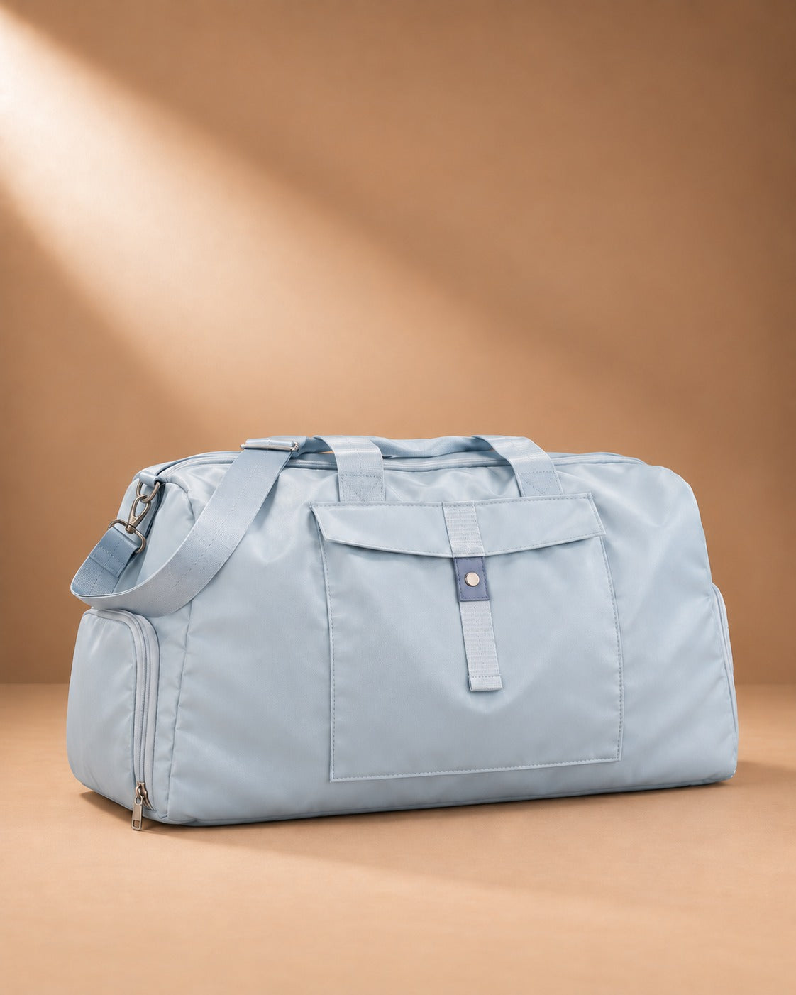 Settle Women's Clasp Weekend Bag - Light Blue